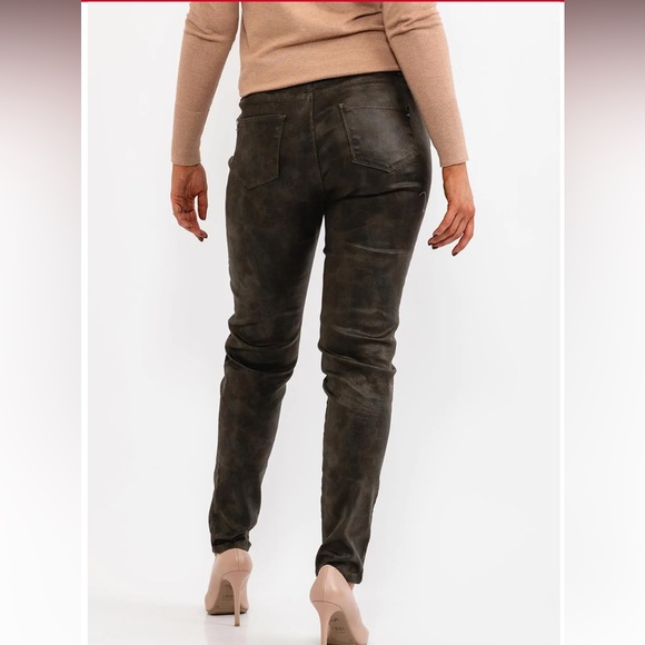 Eva Kayan Skinny Jeans in Army Green Reptile Print size 6 - Picture 2 of 13